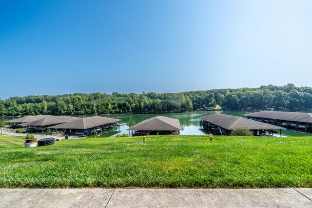 1055 Mariners Way Apt 21, Huddleston, VA 24104