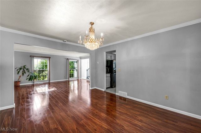 3844 Woodpath Trail, Westlake, OH 44145