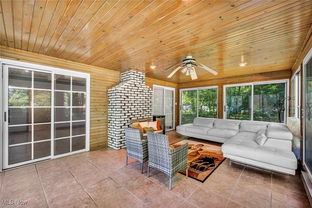 3844 Woodpath Trail, Westlake, OH 44145