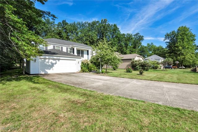 3844 Woodpath Trail, Westlake, OH 44145