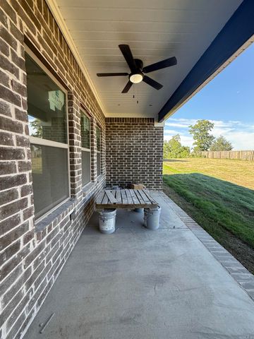 517 Madeleine Circle, Austin, AR 72007