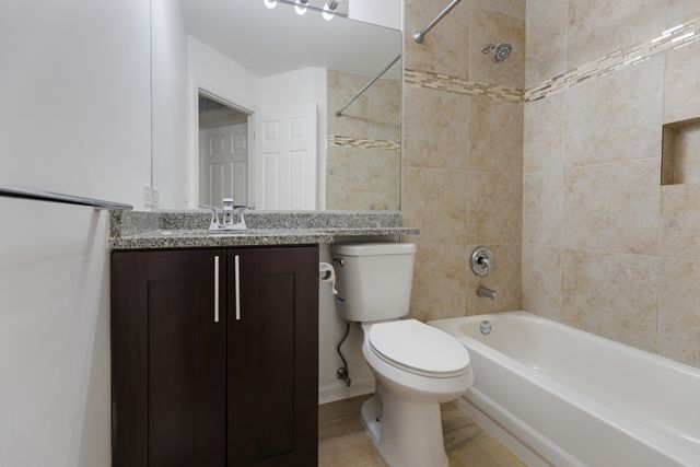 1113 Orleans Drive, Mundelein, IL 60060