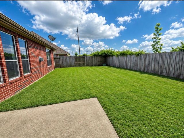 810 Hollyhock Drive, Stafford, TX 77477