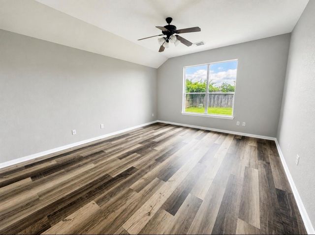 810 Hollyhock Drive, Stafford, TX 77477