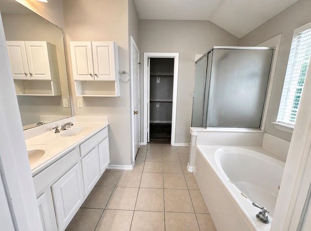 810 Hollyhock Drive, Stafford, TX 77477