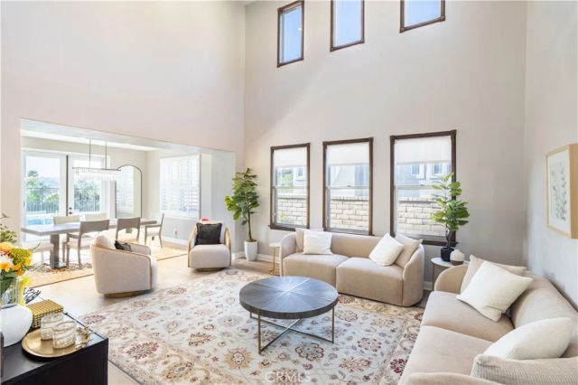 5474 Sunlight, Simi Valley, CA 93063