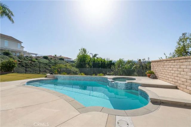 5474 Sunlight, Simi Valley, CA 93063