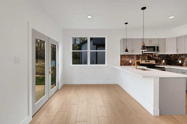 330 S Pine Harbour Drive, Coldspring, TX 77331