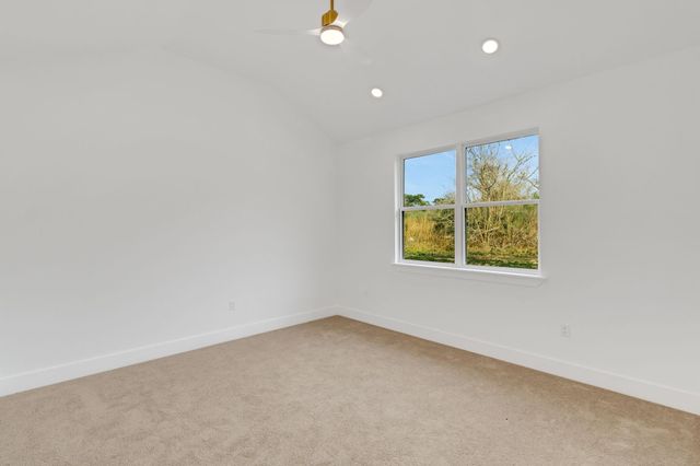 330 S Pine Harbour Drive, Coldspring, TX 77331