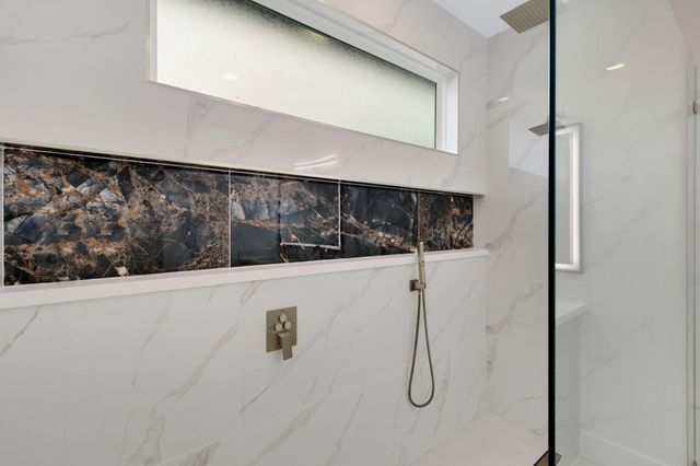 330 S Pine Harbour Drive, Coldspring, TX 77331