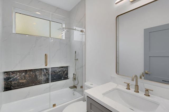 330 S Pine Harbour Drive, Coldspring, TX 77331