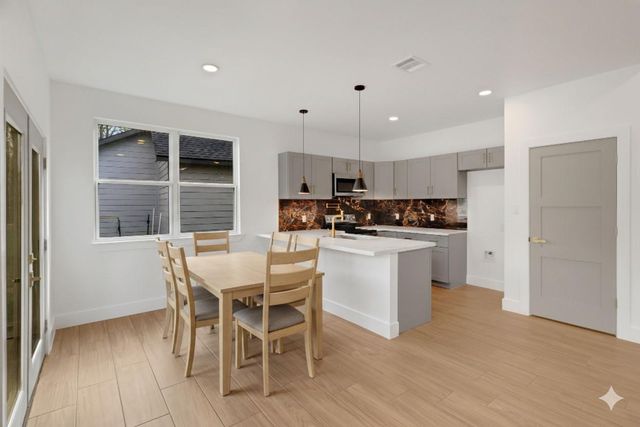 330 S Pine Harbour Drive, Coldspring, TX 77331