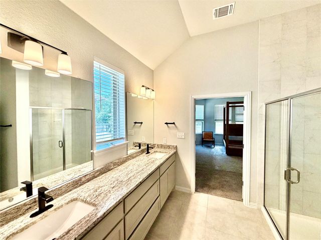 191 Goshen DR, Dripping Springs, TX 78620