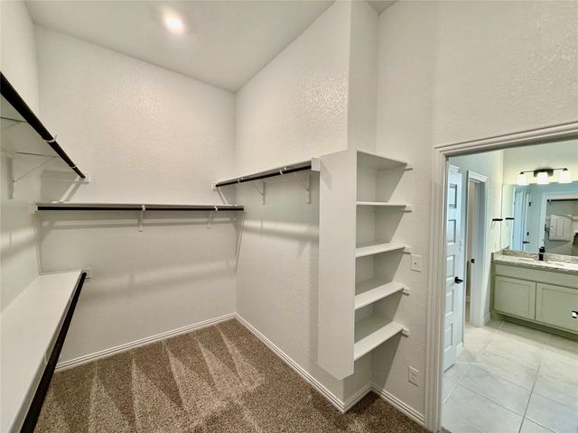 191 Goshen DR, Dripping Springs, TX 78620