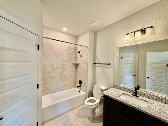 191 Goshen DR, Dripping Springs, TX 78620