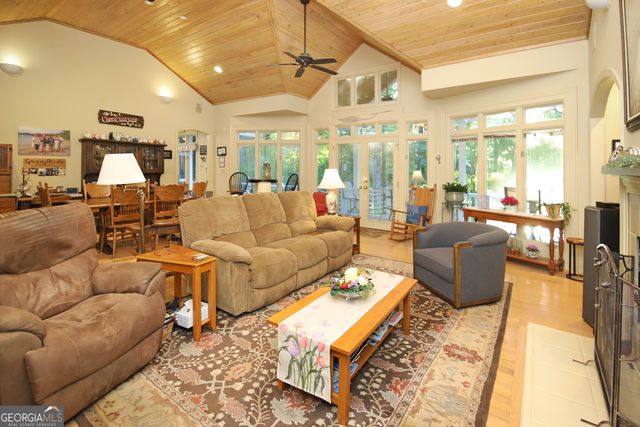 103 Canterbury Court, Lagrange, GA 30240