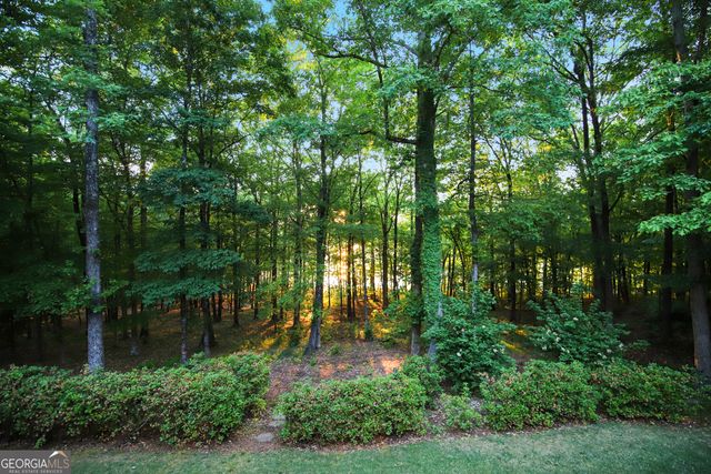 103 Canterbury Court, Lagrange, GA 30240