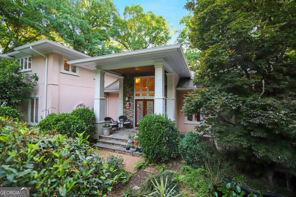 103 Canterbury Court, Lagrange, GA 30240