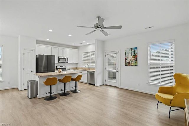 1201 Jadens WAY, Chesapeake, VA 23320