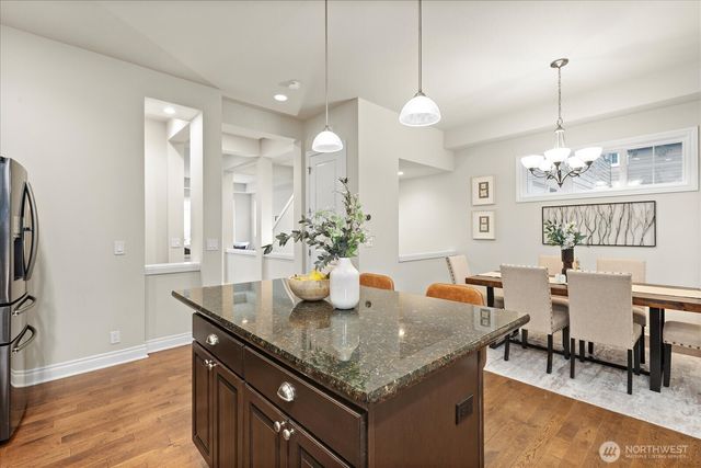 6825 156th Place NE, Redmond, WA 98052