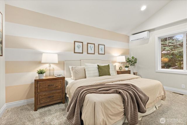 6825 156th Place NE, Redmond, WA 98052