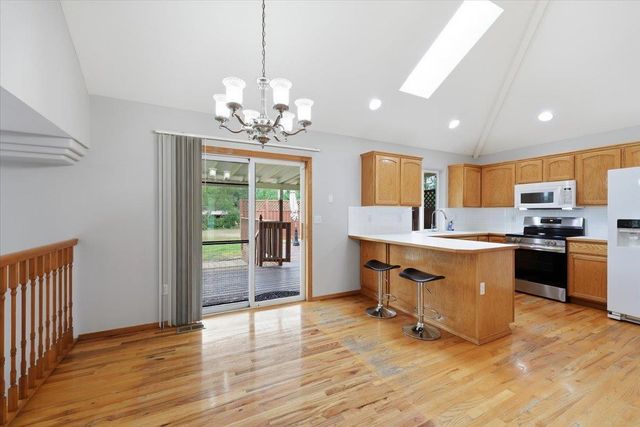 17659 N Sunnyvale Dr, Nine Mile Falls, WA 99026