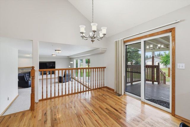 17659 N Sunnyvale Dr, Nine Mile Falls, WA 99026