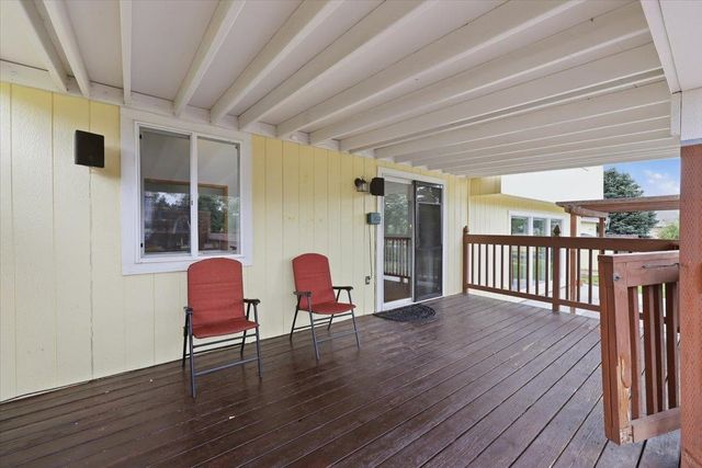 17659 N Sunnyvale Dr, Nine Mile Falls, WA 99026