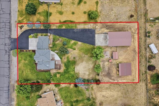 17659 N Sunnyvale Dr, Nine Mile Falls, WA 99026
