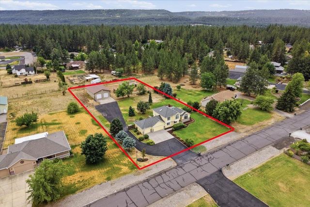 17659 N Sunnyvale Dr, Nine Mile Falls, WA 99026