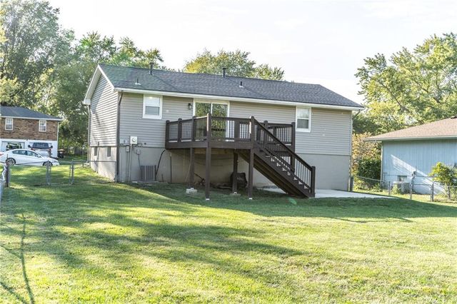 211 Carla Street, Excelsior Springs, MO 64024