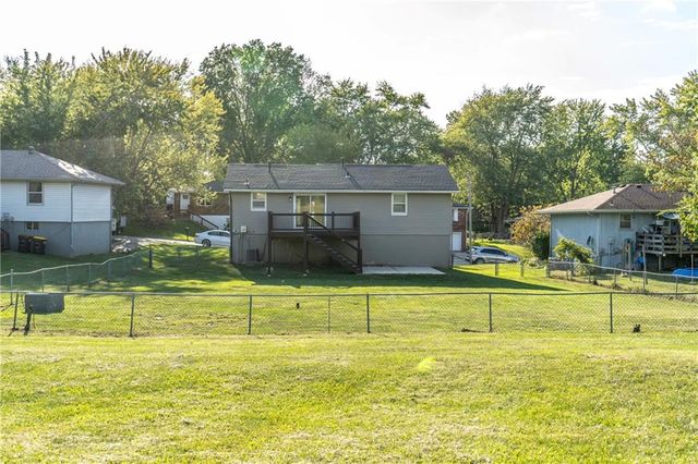 211 Carla Street, Excelsior Springs, MO 64024