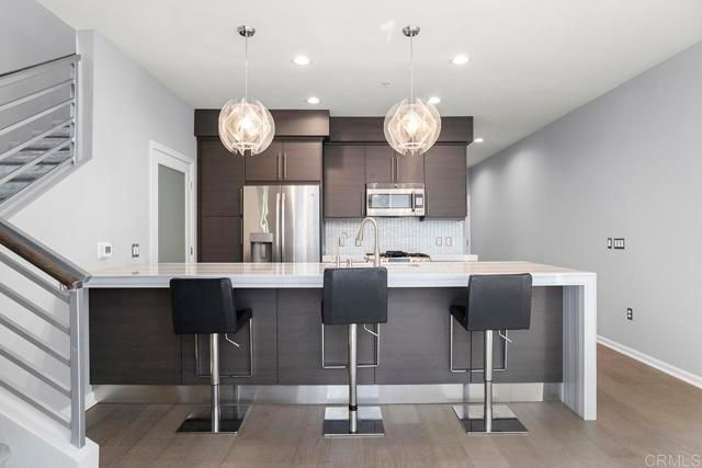 687 S Coast Highway 101 223, Encinitas, CA 92024