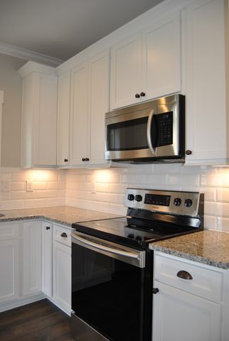 3417 Caroline Farms Dr, Murfreesboro, TN 37129