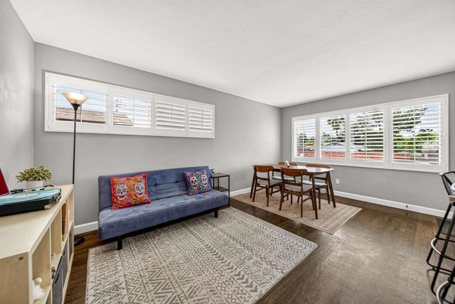 7354 Colony Rd, La Mesa, CA 91942