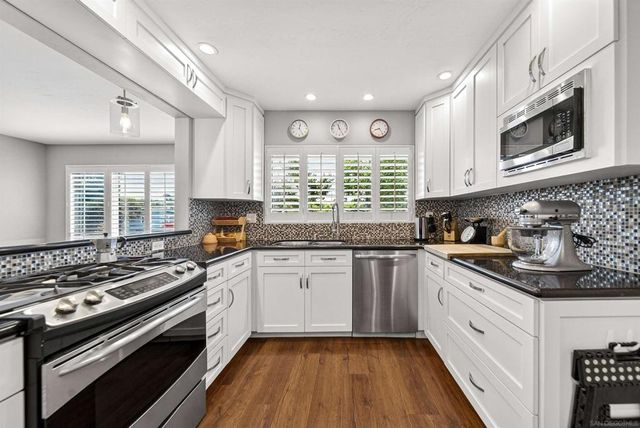 7354 Colony Rd, La Mesa, CA 91942