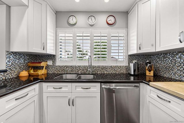 7354 Colony Rd, La Mesa, CA 91942