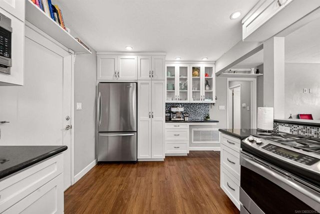 7354 Colony Rd, La Mesa, CA 91942