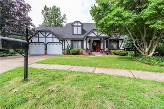 143 Mission Walk Court, Florissant, MO 63031