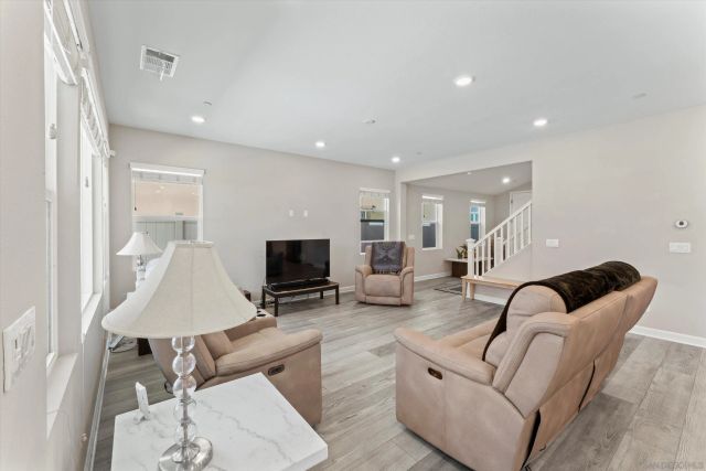 675 Grant, Vista, CA 92083