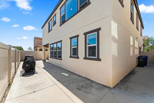 675 Grant, Vista, CA 92083