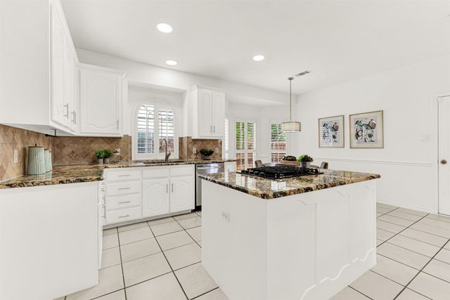 2810 Ashbury Drive, Richardson, TX 75082