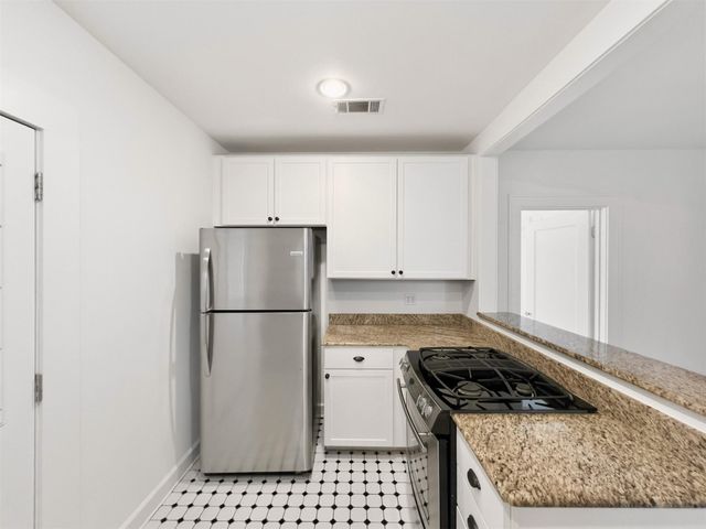 3307 Helms ST, Austin, TX 78705