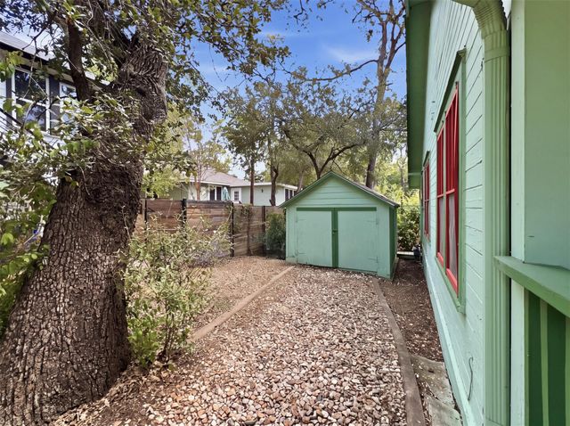 3307 Helms ST, Austin, TX 78705