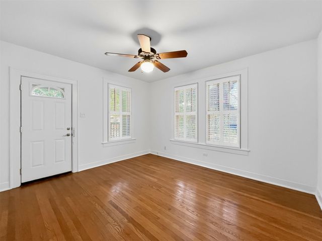3307 Helms ST, Austin, TX 78705