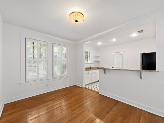 3307 Helms ST, Austin, TX 78705