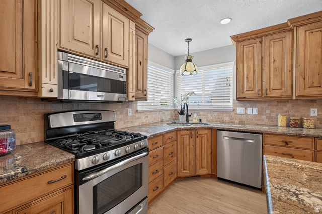 333 E ROSEWOOD PARK LN, Draper, UT 84020