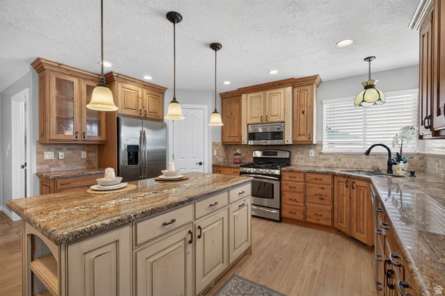 333 E ROSEWOOD PARK LN, Draper, UT 84020