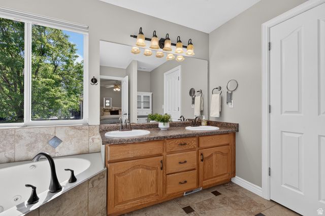 333 E ROSEWOOD PARK LN, Draper, UT 84020
