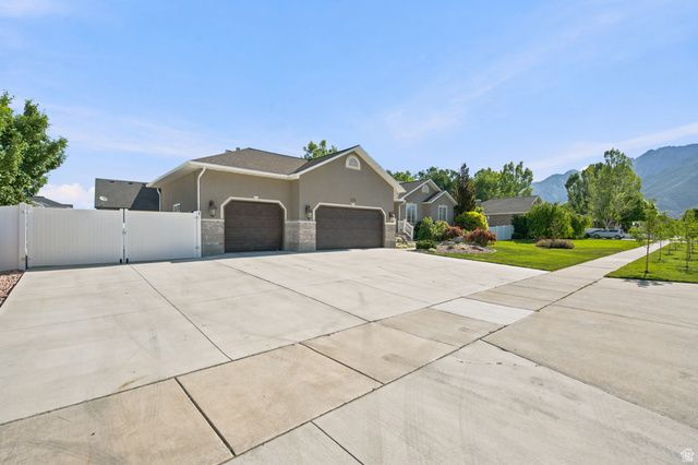333 E ROSEWOOD PARK LN, Draper, UT 84020